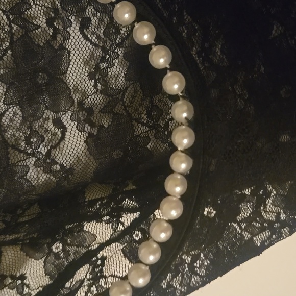 Stylish Black Lace Lingerie bustier with Garters – Size L - Picture 5 of 12